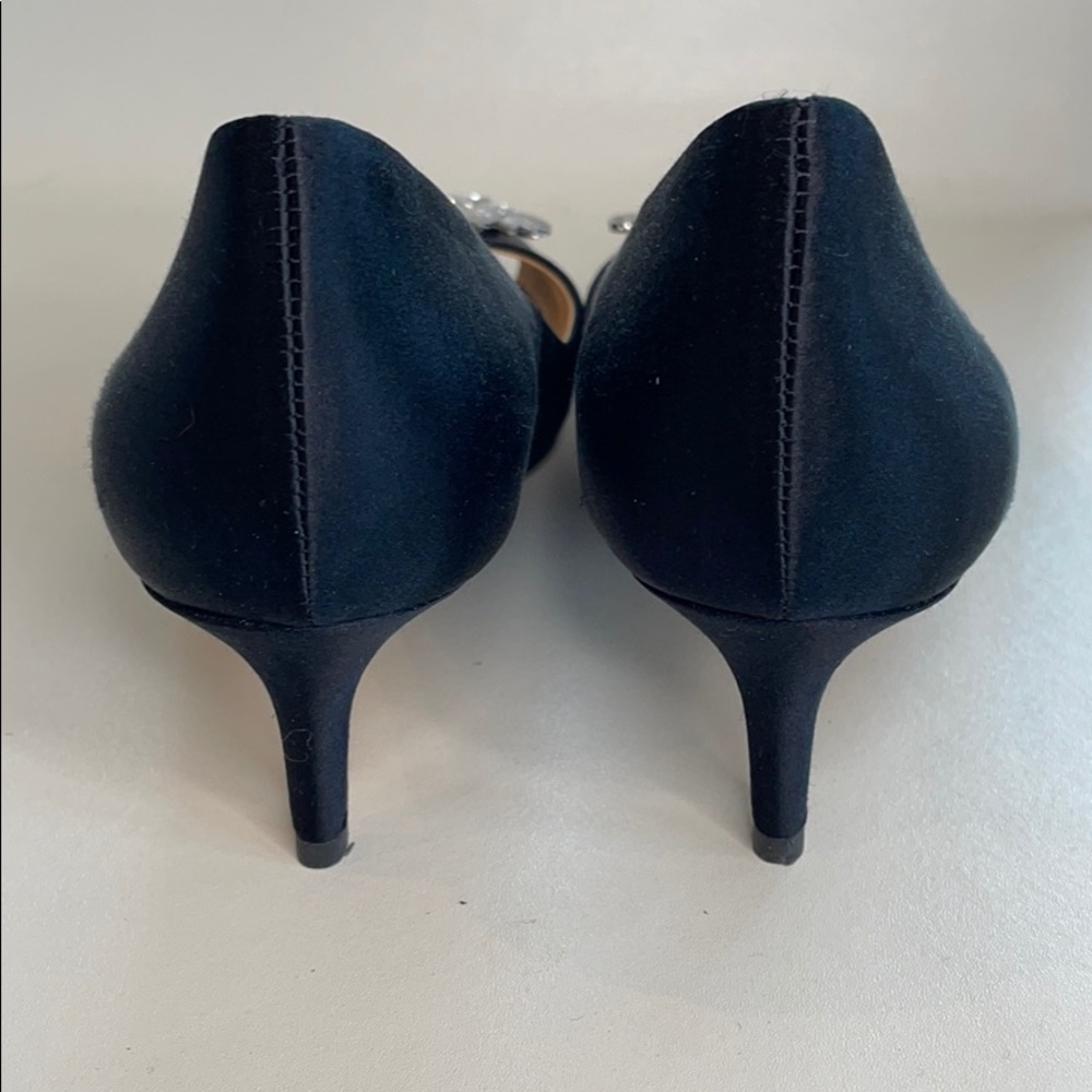 Badgley mischka black satin evening pumps 7.5 - Picture 5 of 8